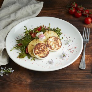 grillezett-kecskesajt-ananasszal